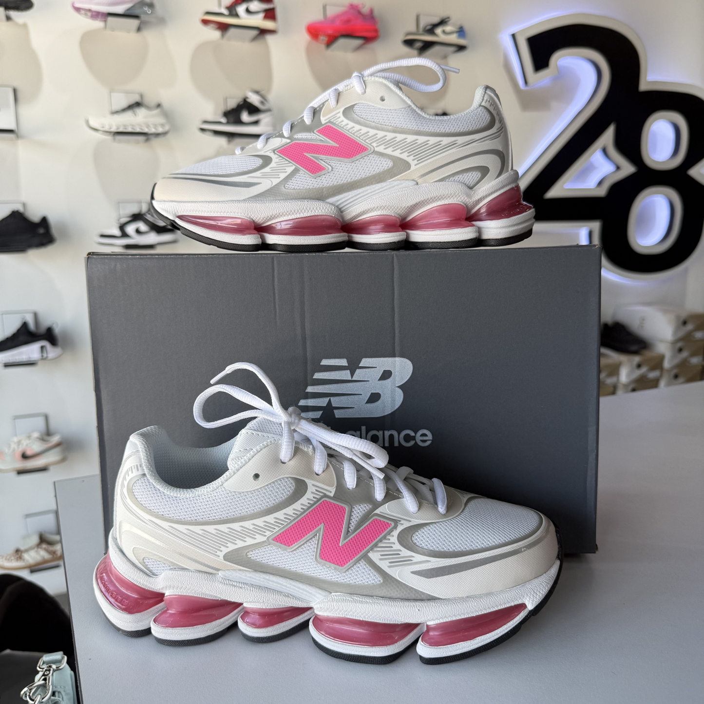 NEW BALANCE 2000