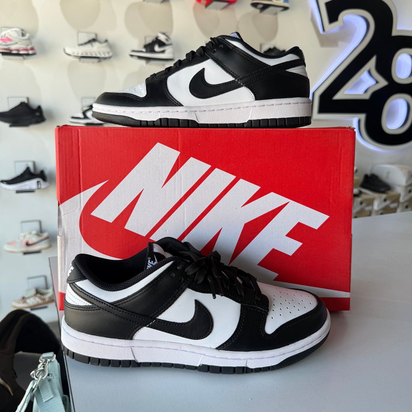 NIKE DUNK