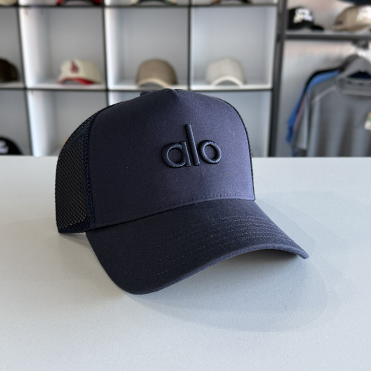 ALO YOGA